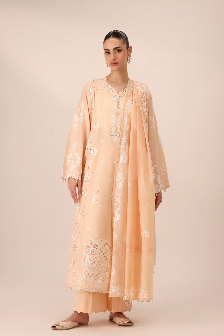 Retail Price: 24,950/-PKR