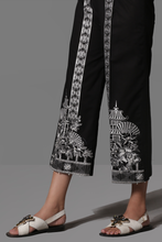 ORIENTAL COTTAGE BLACK (EV-180181) - ELAN