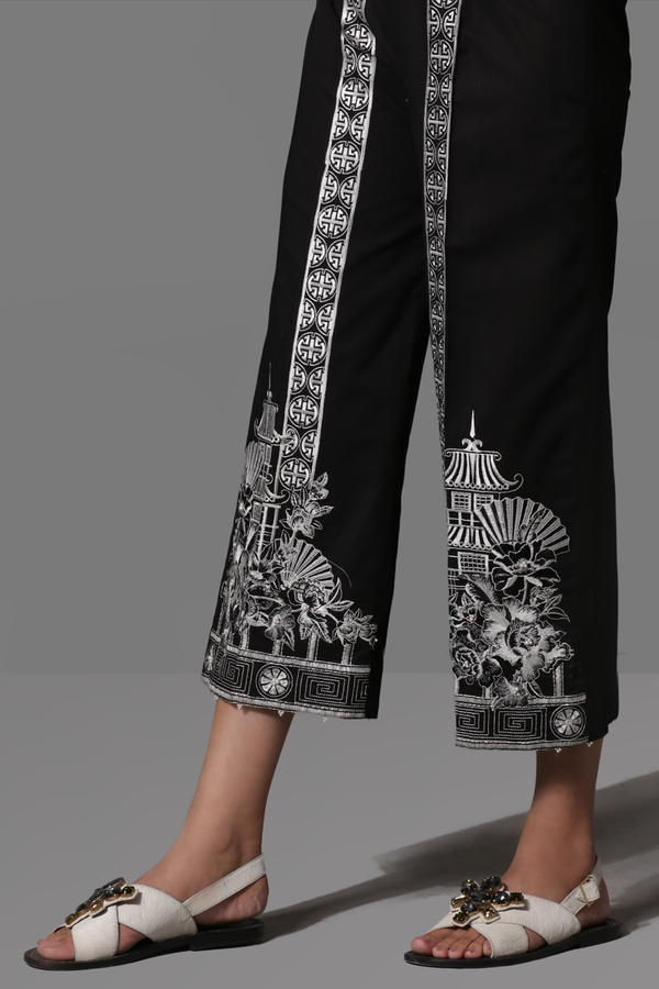 ORIENTAL COTTAGE BLACK (EV-180181) - ELAN